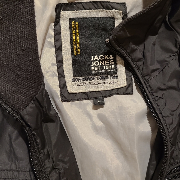 Black Jack and Jones Jacket - Picture 3 of 4